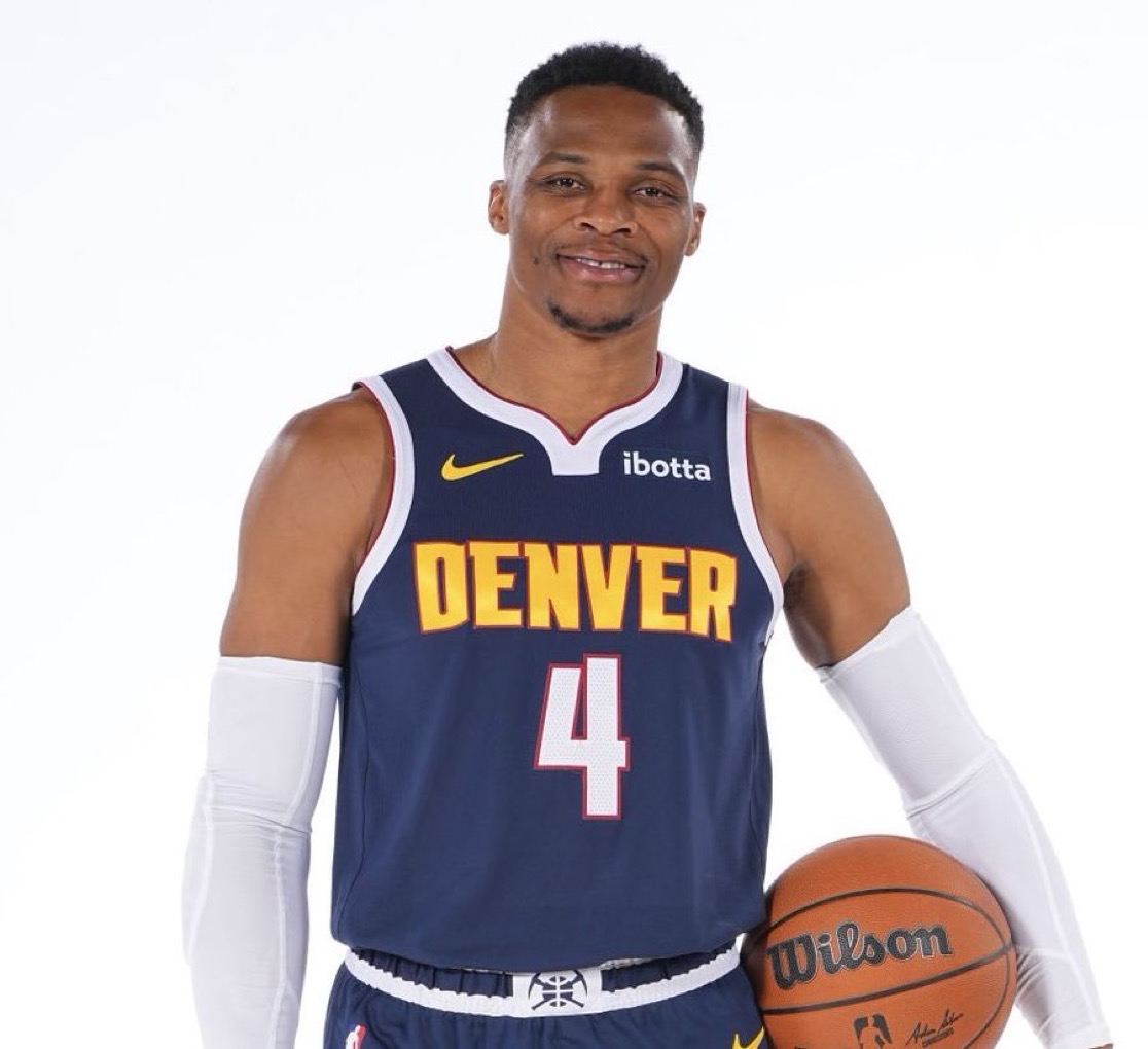 一名经验丰 一名经验丰